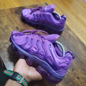 Purple Nike Vapormax Plus